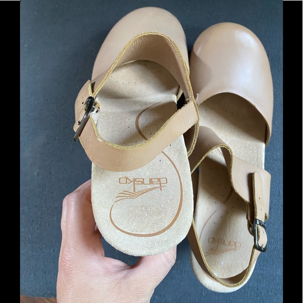 Tan, hardly worn dansko shoes